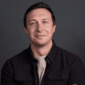 Nic Cryns | Headshot